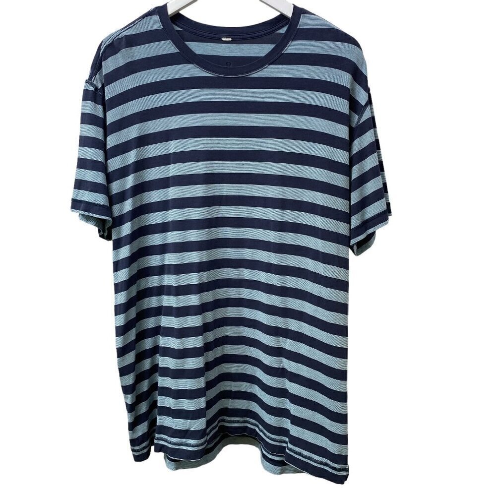 LULULEMON Mens T-shirt XL Blue Stripe Short Sleeve Workout Gym Tee